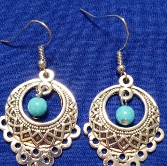 Bright Silver Detailed Earrings with blue beading - Picture 5 of 8